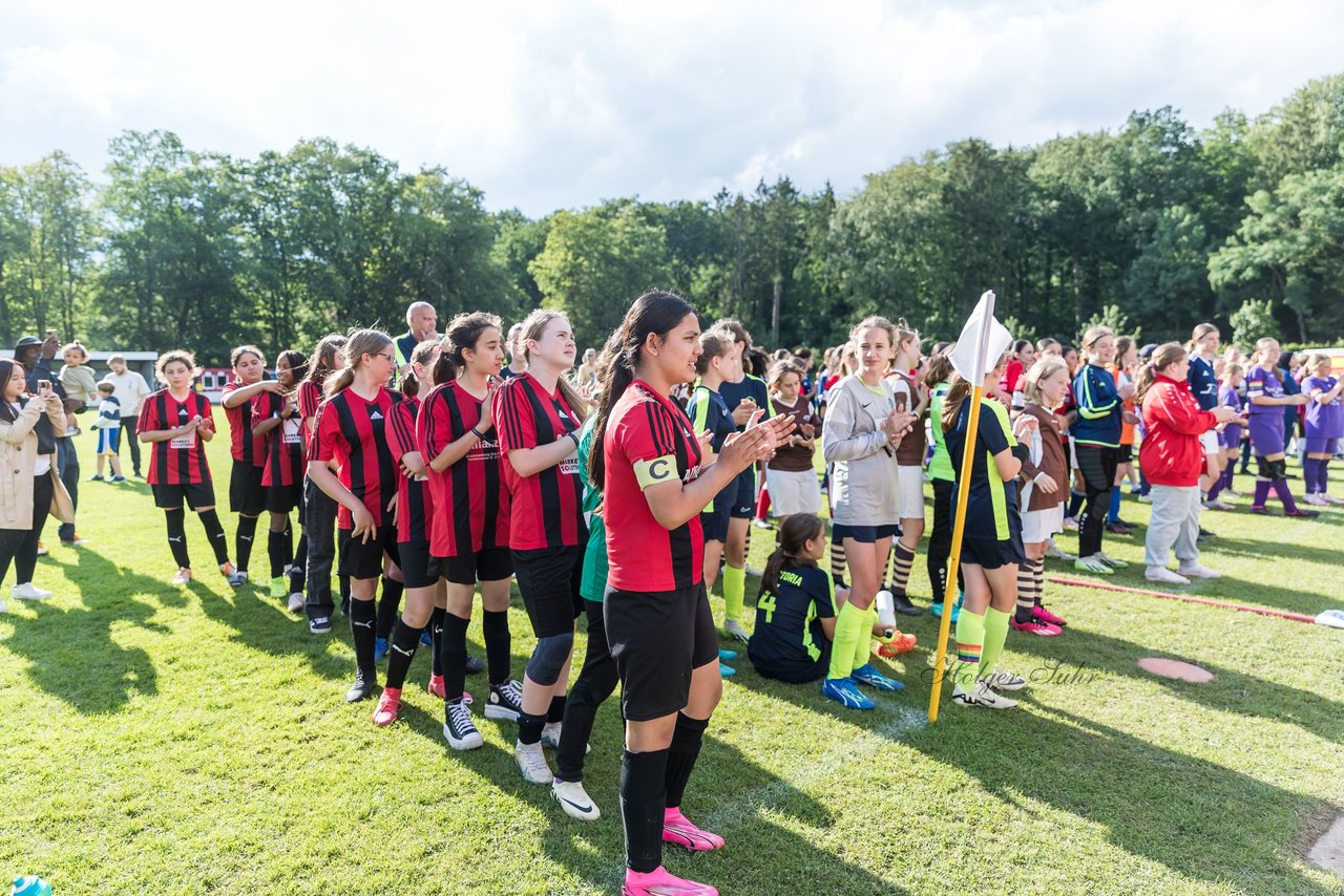 Bild 92 - Loewinnen Cup